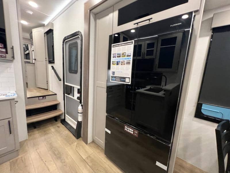 2026 Alliance RV 2026 Alliance RV Valor - thumbnail 30