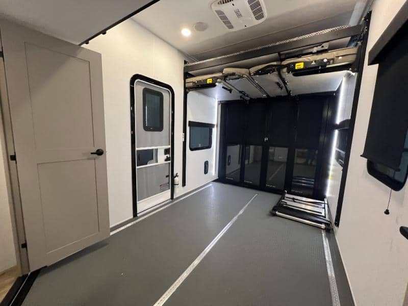 2026 Alliance RV 2026 Alliance RV Valor - thumbnail 44