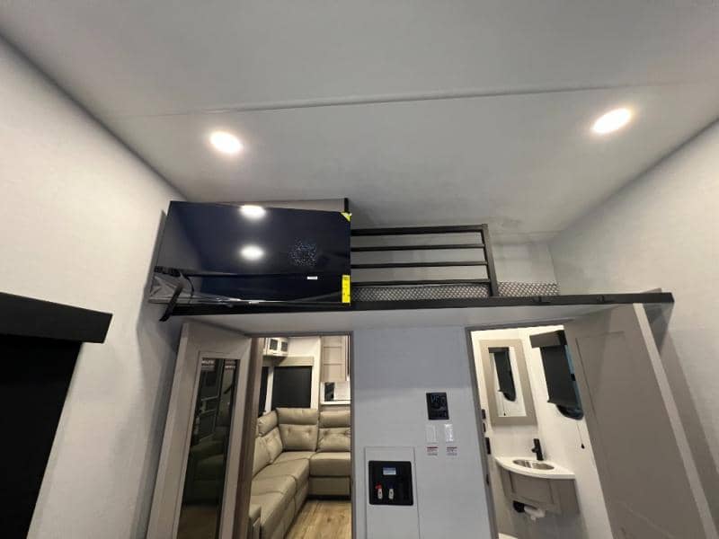 2026 Alliance RV 2026 Alliance RV Valor - thumbnail 48