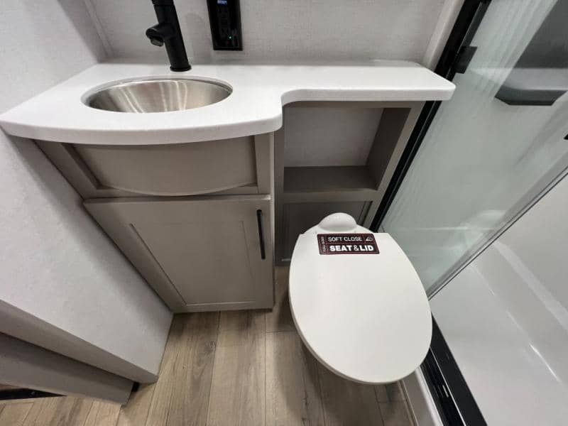 2026 Alliance RV 2026 Alliance RV Valor - thumbnail 54