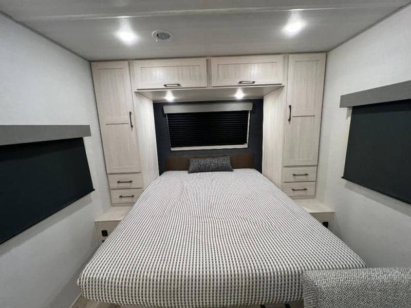 2026 Forest River 2026 Forest River Surveyor Legend - thumbnail 15