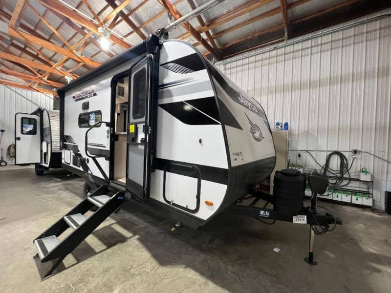 2026 Jayco 2026 Jayco Jay Feather Air - thumbnail 3