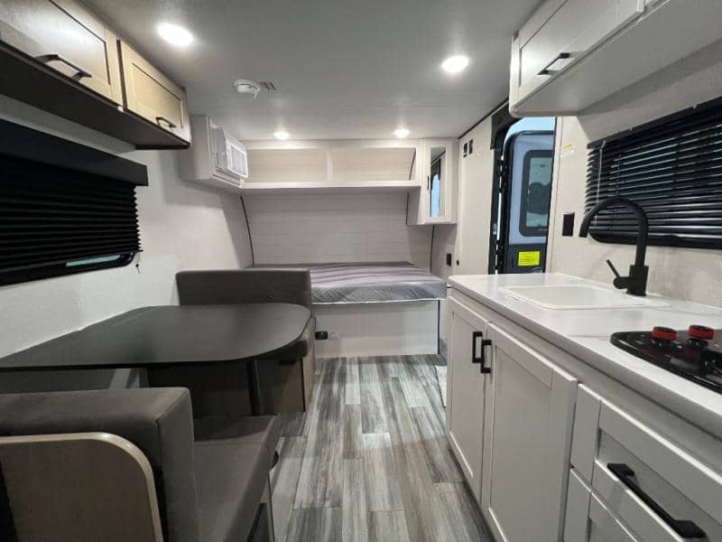 2026 Jayco 2026 Jayco Jay Flight SLX - thumbnail 9