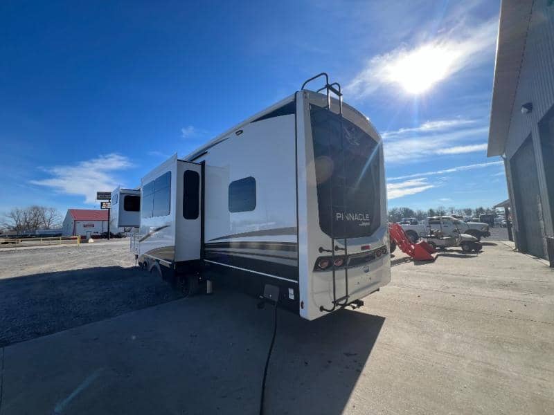 2026 Jayco 2026 Jayco Pinnacle - thumbnail 6