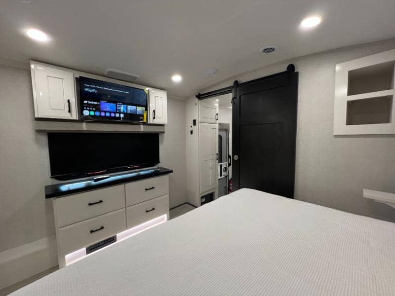 2026 Jayco 2026 Jayco Pinnacle - thumbnail 67