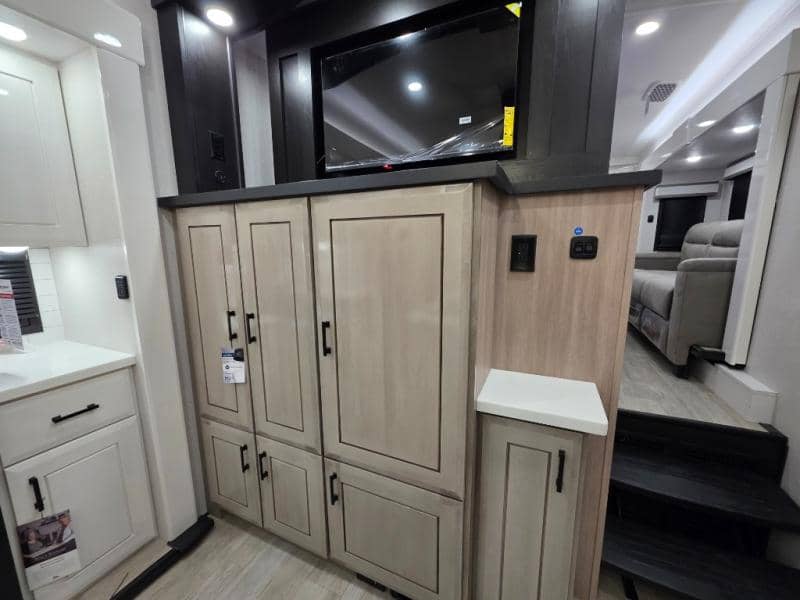 2026 Jayco 2026 Jayco Pinnacle - thumbnail 22