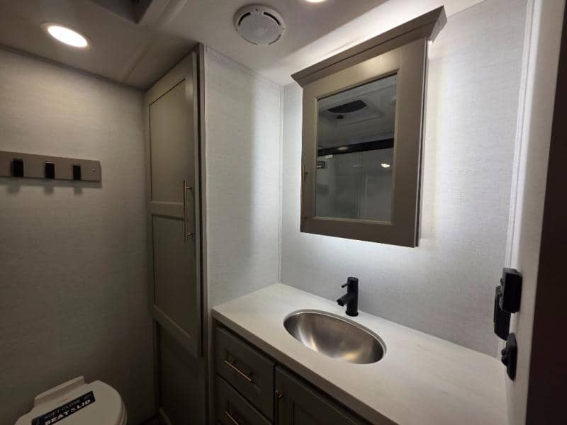 2026 Alliance RV 2026 Alliance RV Paradigm - thumbnail 45