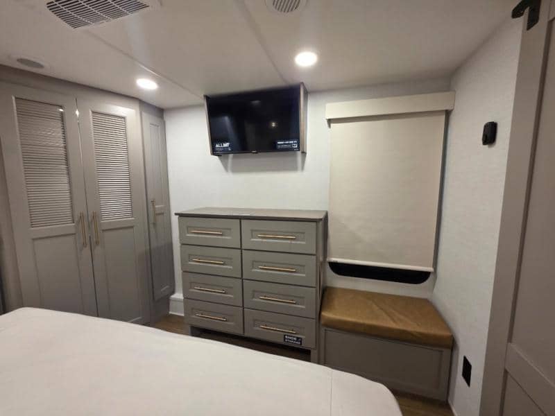 2026 Alliance RV 2026 Alliance RV Paradigm - thumbnail 54