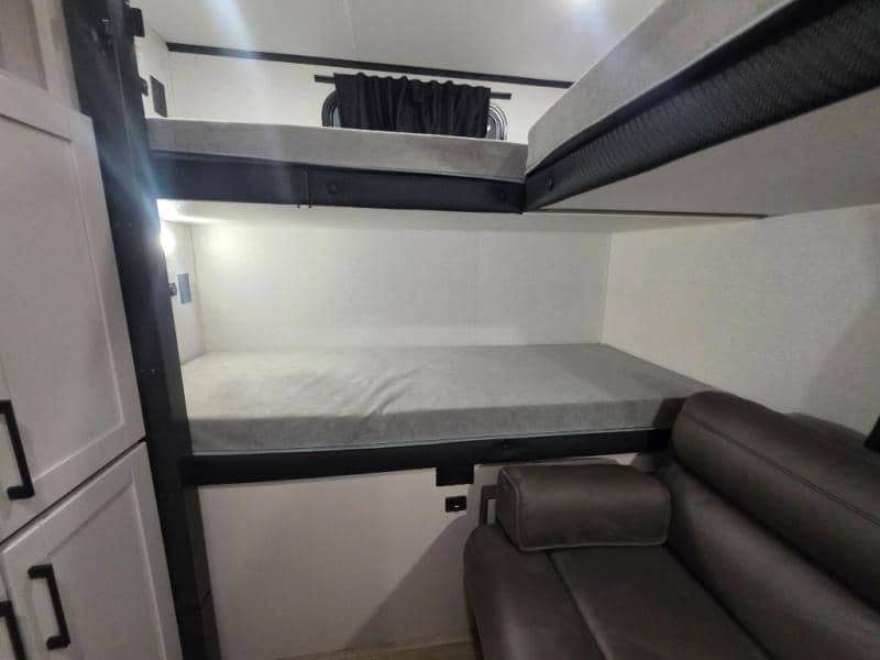 2026 Jayco 2026 Jayco Jay Feather - thumbnail 37