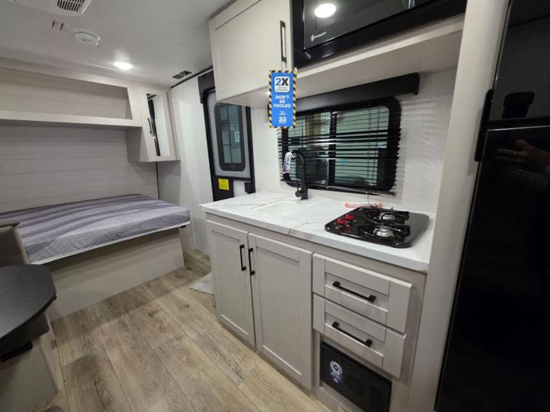 2026 Jayco 2026 Jayco Jay Feather Air Sl - thumbnail 11
