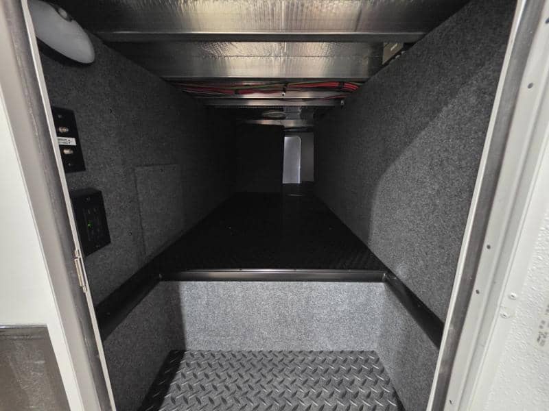 2026 Jayco 2026 Jayco Seismic Toy Hauler - thumbnail 12