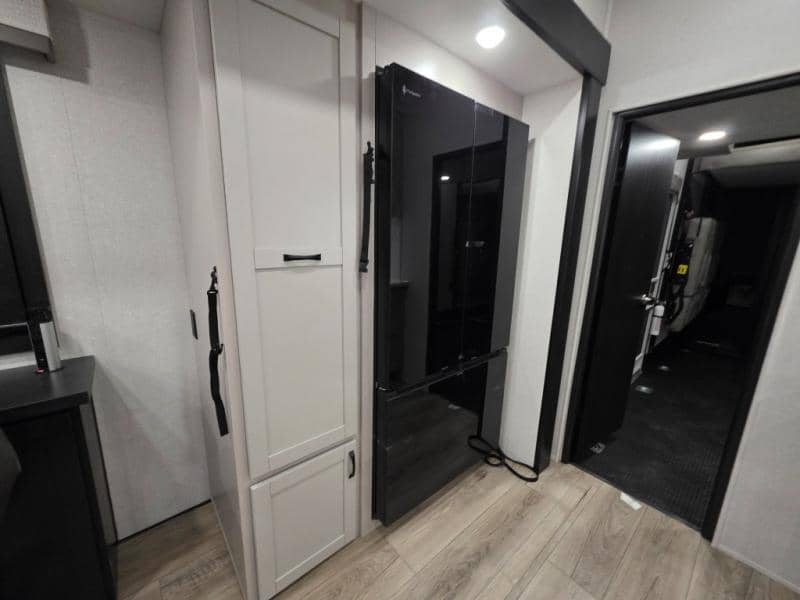 2026 Jayco 2026 Jayco Seismic Toy Hauler - thumbnail 22