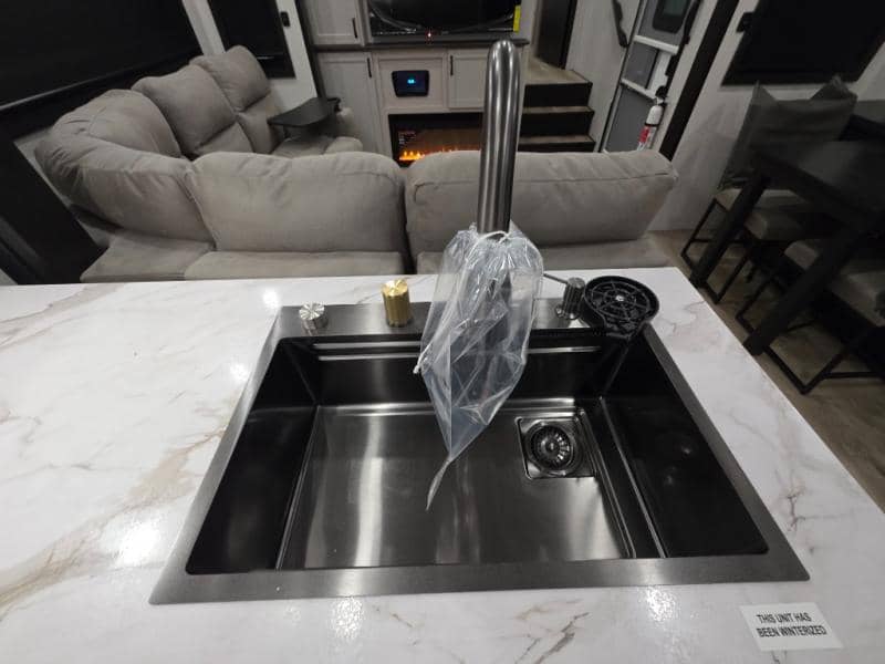 2026 Jayco 2026 Jayco Seismic Toy Hauler - thumbnail 26