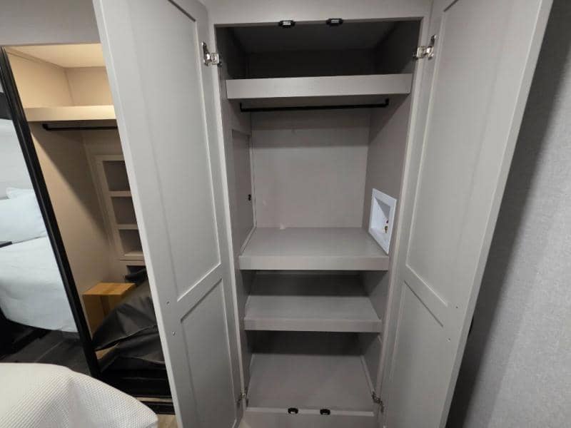 2026 Jayco 2026 Jayco Seismic Toy Hauler - thumbnail 54