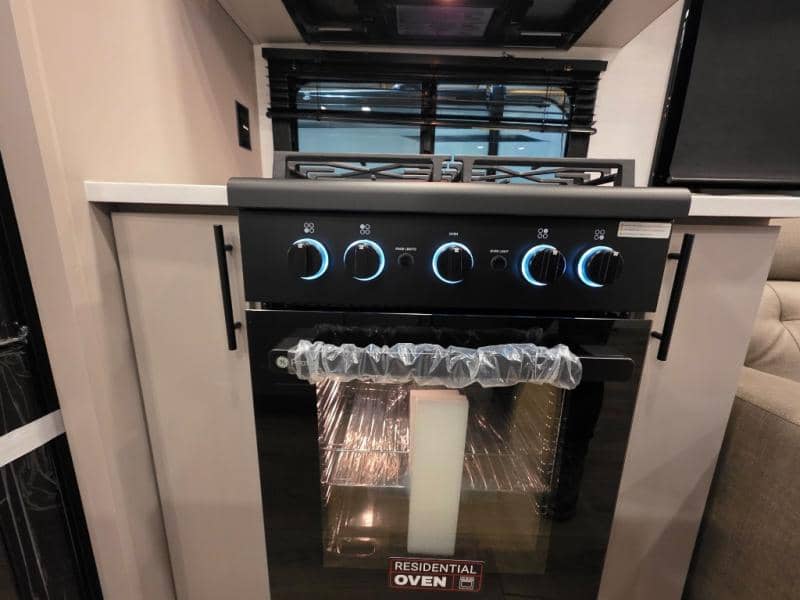 2026 Alliance RV 2026 Alliance RV Valor - thumbnail 23