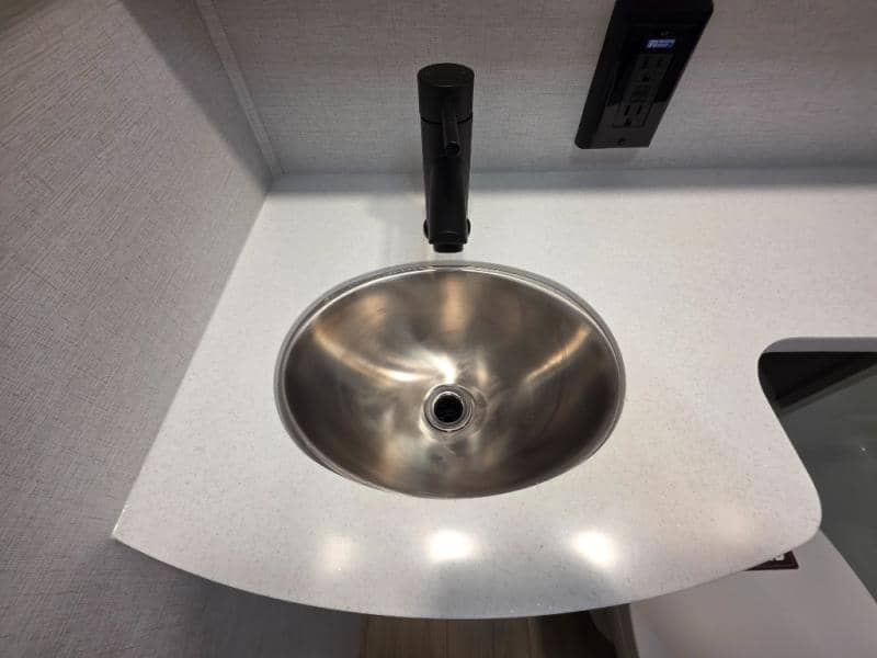 2026 Alliance RV 2026 Alliance RV Valor - thumbnail 42