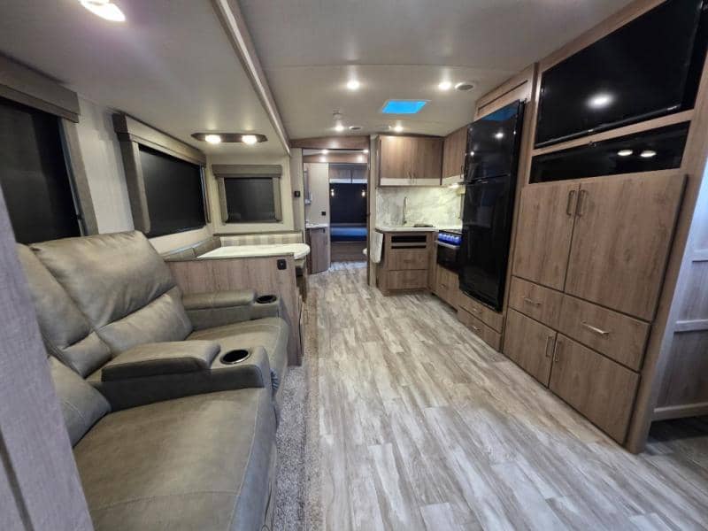 2022 Grand Design 2022 Grand Design Imagine - thumbnail 12