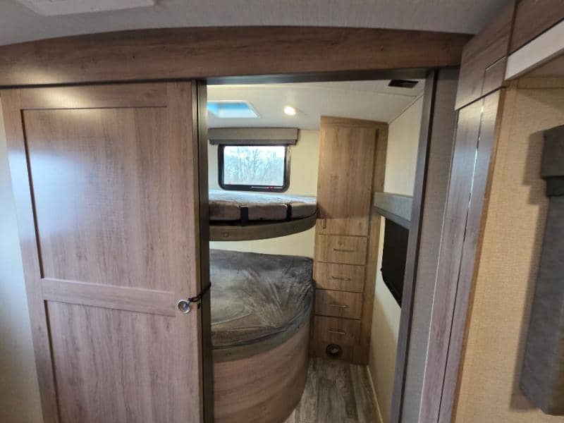 2022 Grand Design 2022 Grand Design Imagine - thumbnail 13