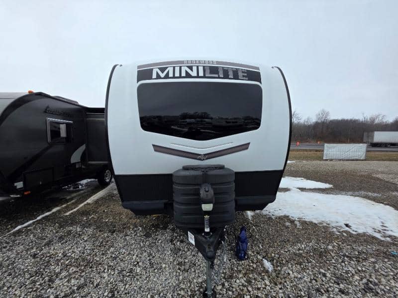 2024 Forest River 2024 Forest River Rockwood Mini Lite - thumbnail 4