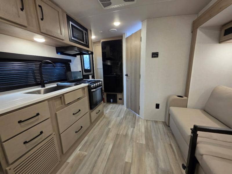 2024 Forest River 2024 Forest River Rockwood Mini Lite - thumbnail 15