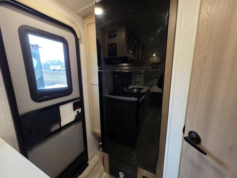 2024 Forest River 2024 Forest River Rockwood Mini Lite - thumbnail 23