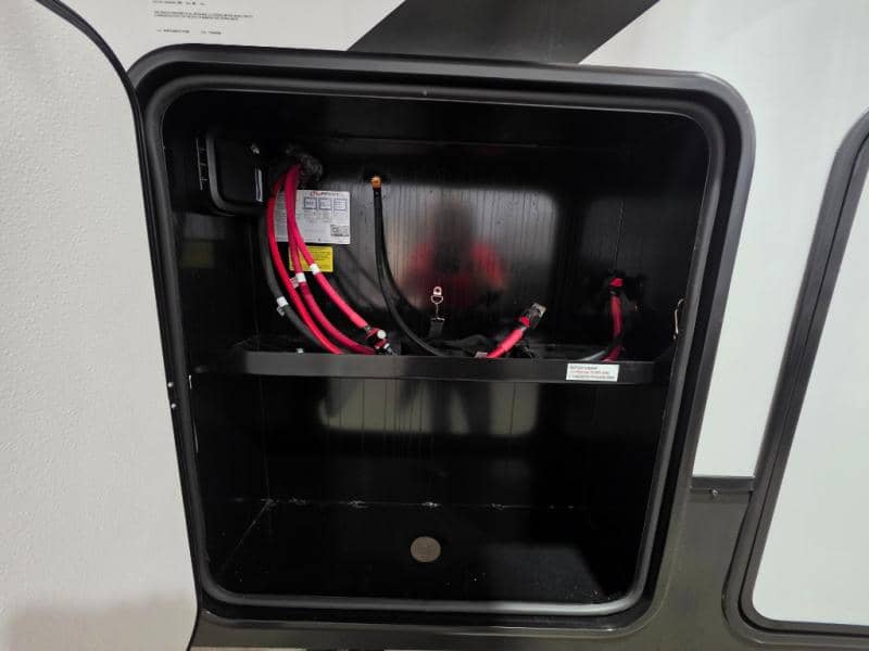 2026 Forest River 2026 Forest River Xlr Nitro Toy Hauler - thumbnail 6