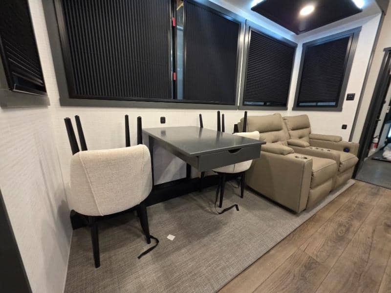 2026 Forest River 2026 Forest River Xlr Nitro Toy Hauler - thumbnail 14