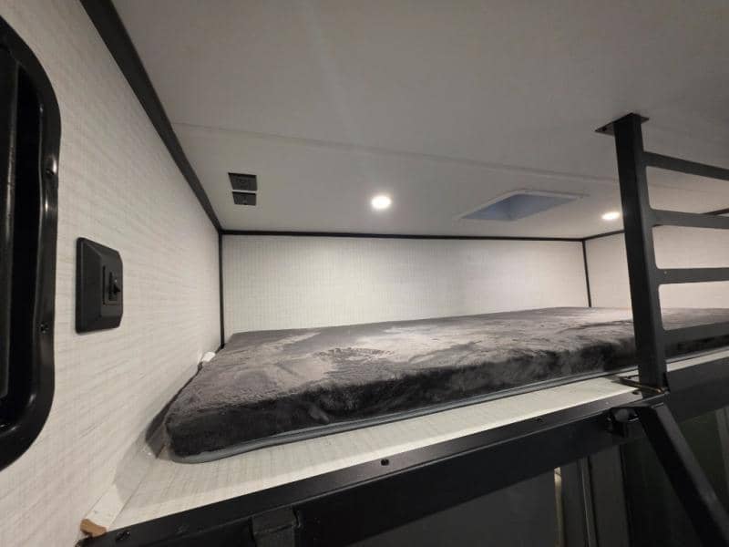 2026 Forest River 2026 Forest River Xlr Nitro Toy Hauler - thumbnail 39