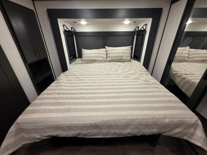 2026 Forest River 2026 Forest River Xlr Nitro Toy Hauler - thumbnail 54