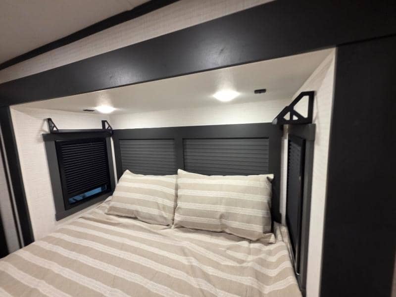 2026 Forest River 2026 Forest River Xlr Nitro Toy Hauler - thumbnail 56