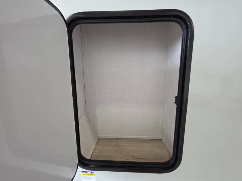 2026 Forest River 2026 Forest River Rockwood Ultra Lite - thumbnail 10