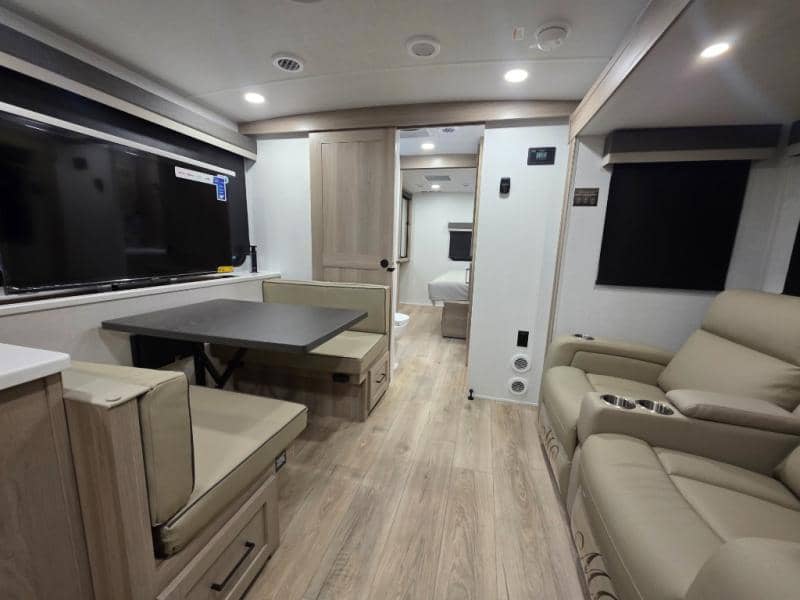 2026 Forest River 2026 Forest River Rockwood Ultra Lite - thumbnail 17