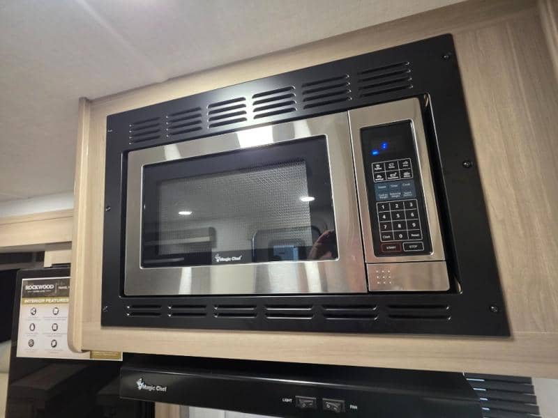 2026 Forest River 2026 Forest River Rockwood Ultra Lite - thumbnail 22