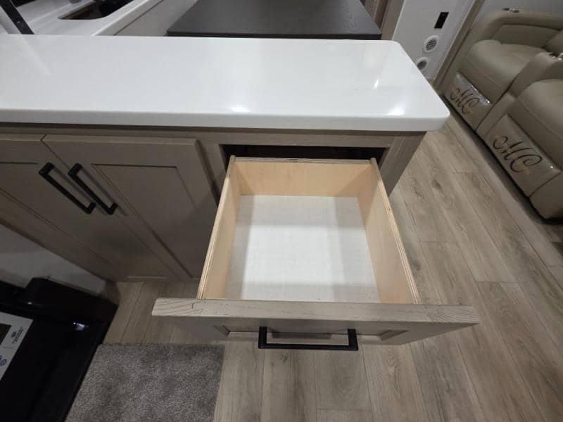 2026 Forest River 2026 Forest River Rockwood Ultra Lite - thumbnail 25