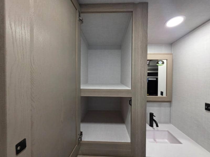 2026 Forest River 2026 Forest River Rockwood Ultra Lite - thumbnail 45