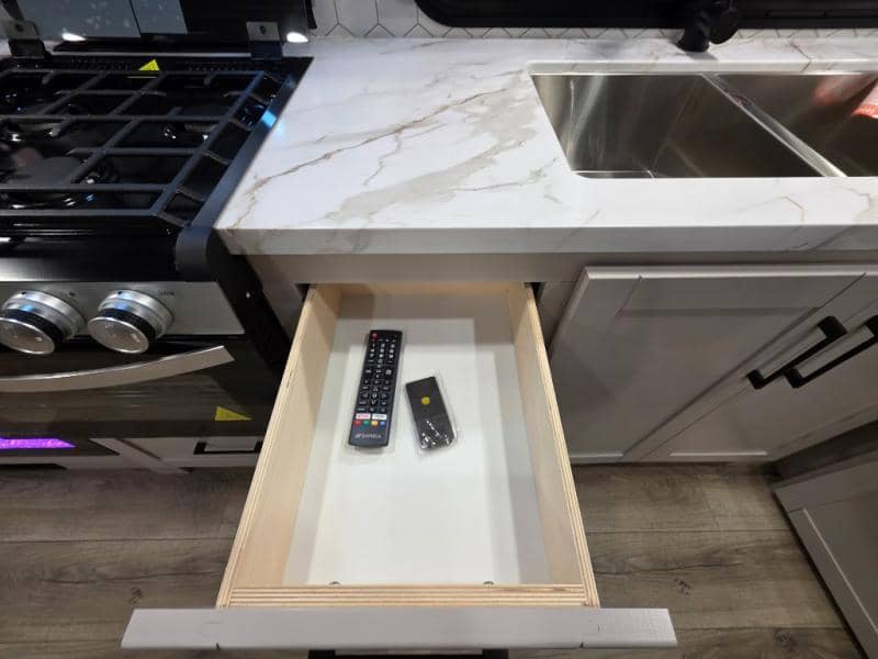 2026 Jayco 2026 Jayco Jay Feather - thumbnail 22