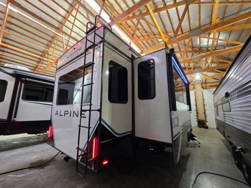 2026 Keystone RV 2026 Keystone RV Alpine - thumbnail 6