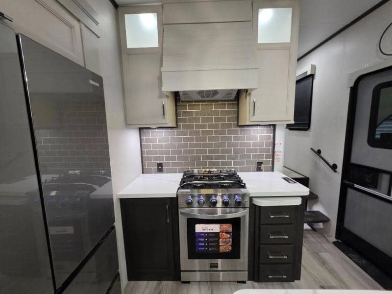 2026 Keystone RV 2026 Keystone RV Alpine - thumbnail 33