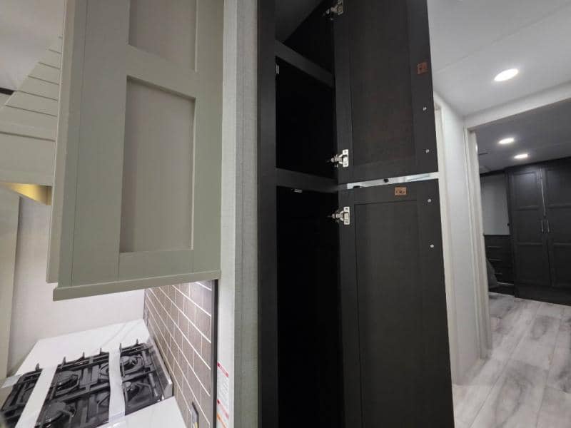 2026 Keystone RV 2026 Keystone RV Alpine - thumbnail 45