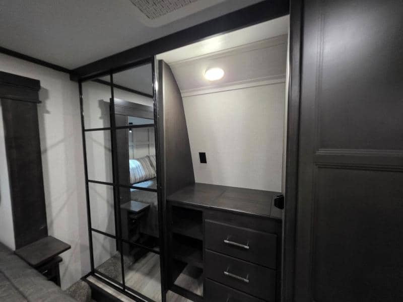 2026 Keystone RV 2026 Keystone RV Alpine - thumbnail 58