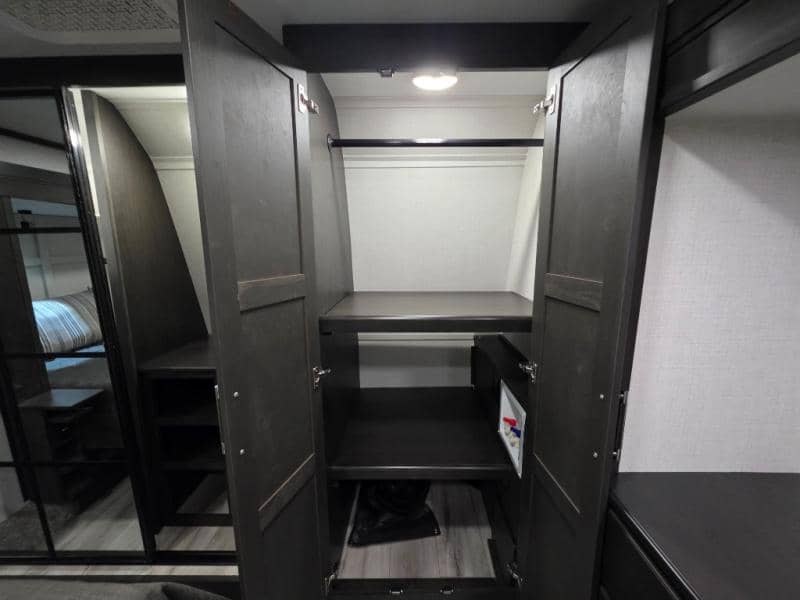 2026 Keystone RV 2026 Keystone RV Alpine - thumbnail 62