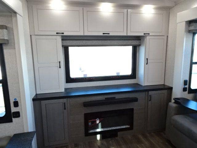 2025 Jayco 2025 Jayco North Point - thumbnail 15