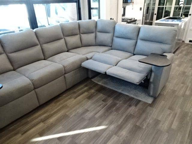 2025 Jayco 2025 Jayco North Point - thumbnail 17