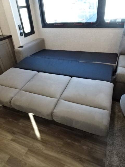 2025 Jayco 2025 Jayco North Point - thumbnail 18