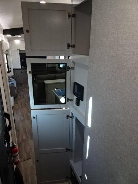 2025 Jayco 2025 Jayco North Point - thumbnail 37