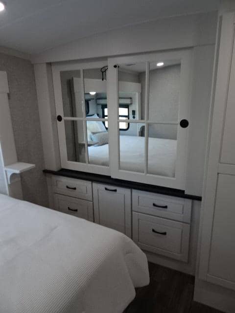 2025 Jayco 2025 Jayco North Point - thumbnail 47