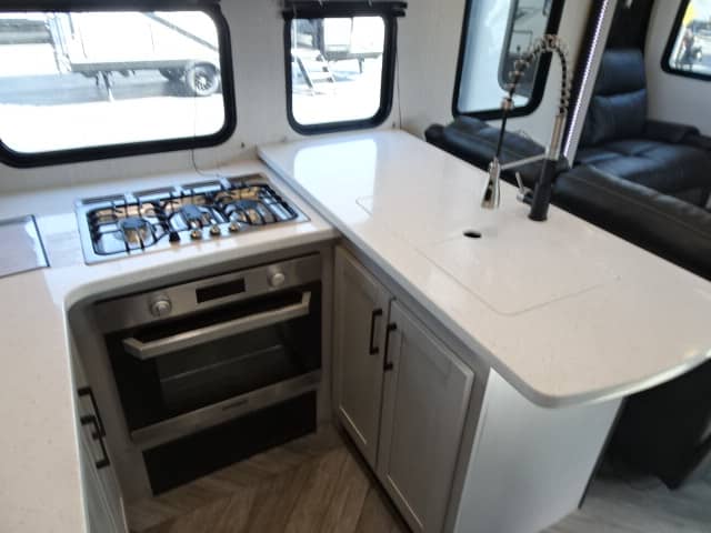 2022 Heartland 2022 Heartland Cyclone - thumbnail 37