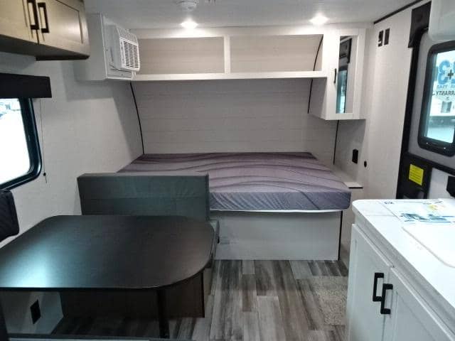 2026 Jayco 2026 Jayco Jay Flight SLX - thumbnail 9