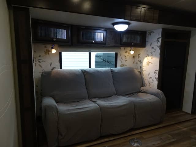 2019 Heartland 2019 Heartland Wilderness - thumbnail 8