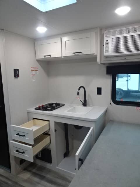 2026 Jayco 2026 Jayco Jay Flight SLX - thumbnail 10